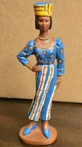 Statuina in resina femminile afroamericana UTI United Treasures, Inc. Vintage - Foto 1 di 10