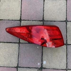 Driver Tail Light Incandescent Bulb Fits 10-15 TUCSON 1172205 - Picture 1 of 8