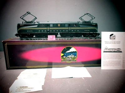 MTH 20-5504-1 PENNSYLVANIA GG-1 ELECTRIC ENGINE GREEN W/5 STRP. CAB#4935 O.B C-8 - Image 1 of 4