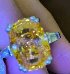 Yellow Diamond Ring 9 Carrot - Picture 1 of 3
