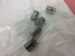 ECA0JHG102, CAPACITOR, ALUMINIUM ELECTROLYTIC, 1000UF, 6.3V,105'c x10 - Picture 1 of 3