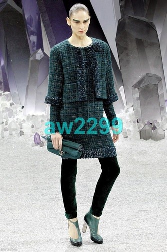 ABITO CHANEL $6800 NUOVO CON ETICHETTE 12A FANTASY TWEED MOSTWANTED CC LOGO VERDE 42 NUOVO