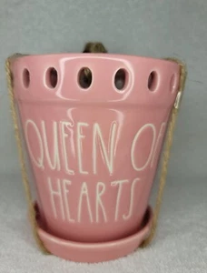 Rae Dunn QUEEN OF HEARTS Planter NWT - Picture 1 of 2