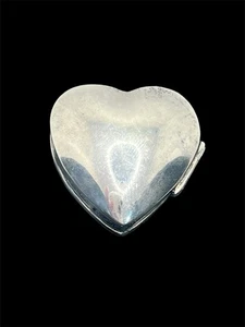 Sterling silver puffy heart trinket pill box vintage - Picture 1 of 15