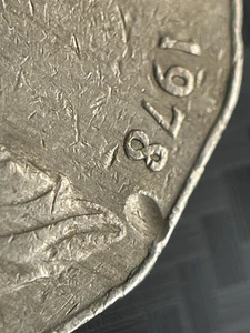 1978 50c Cold-shut Error Coin 50 Cold Shut Australian Fifty Cent - Picture 1 of 4