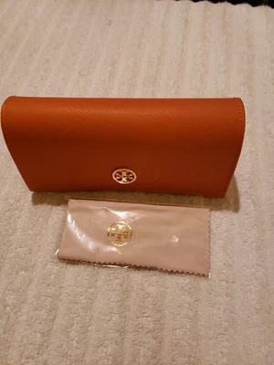 TORY BURCH EYEGLASS CASE ORANGE LEATHER W/ CLEANING CLOTH NEW W/O TAGS - Image 1 of 4