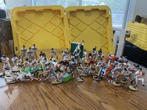 Lot of 39 Baltimore Orioles SLU Starting Lineup Loose Figures - Ripken, Mussina Cover