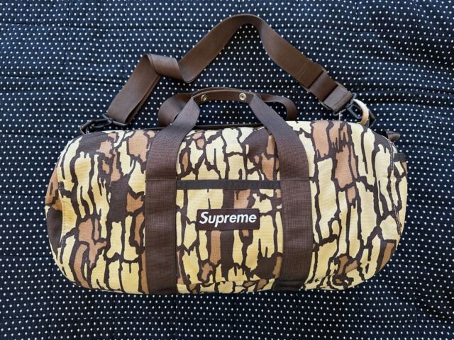 Travel bag Supreme Grey in Metal - 35041787