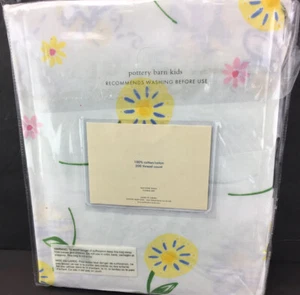 NEW Pottery Barn Kids Green Dandelion DUVET Reversible Floral Toddler 49 X 36 - Picture 1 of 9