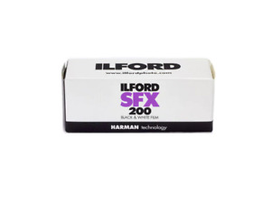 Carrete Ilford SFX 120mm film roll  ISO 200 caducado expired Jun 2021