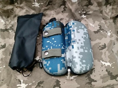 Pro Gaming Glasses Protective Case Pixilated (Ocean Blue) PS4 PS5 Xbox PC etc - Image 1 of 4