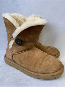 Botas UGG Mujer Talla 8 Marrón Bailey Botón Cortas Piel de Oveja Forradas en Lana - Imagen 1 de 21
