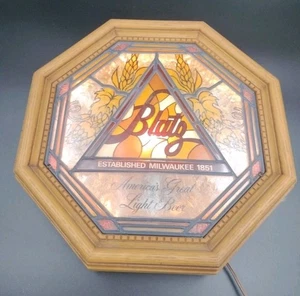 LETRERO DE CERVEZA DE PLÁSTICO BLATZ ~ 16" X 16" Bar Coleccionable 1978 Funciona - Imagen 1 de 1