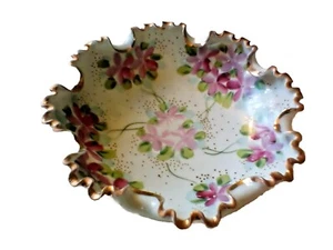 VINTAGE  PORCELAIN FOOTED SOAP DISH ASHTRAY TRINKET DISH WHITE PINK FLOWERS 6"  - Picture 1 of 11