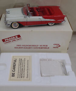 Danbury Mint 1955 Oldsmobile Super Eighty-Eighty 88 Convertible 1/24 Car Red