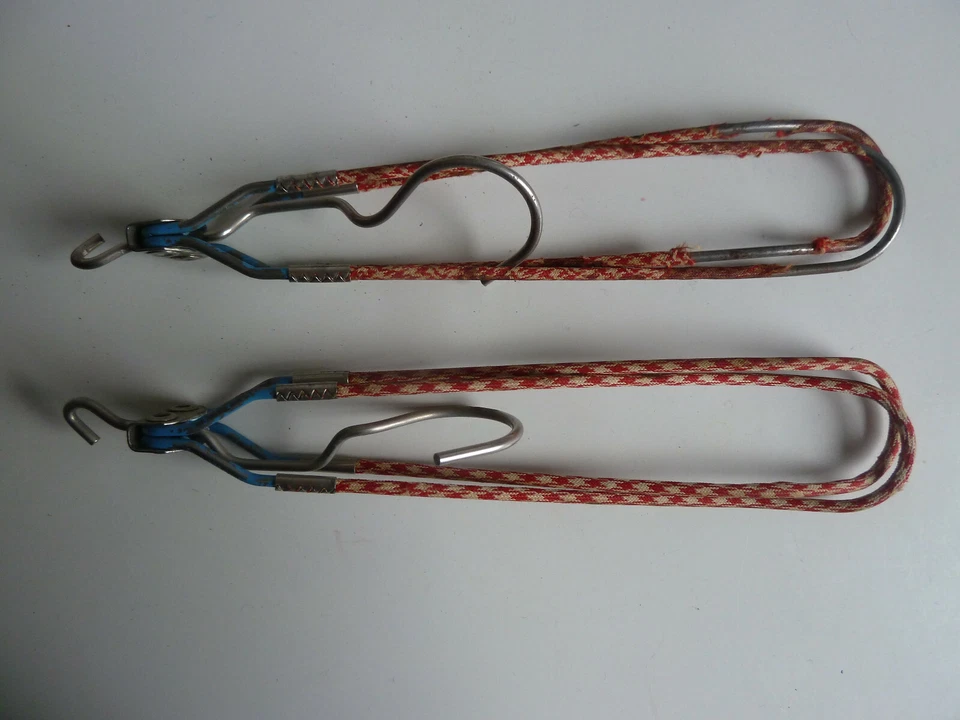 2 alte Reisebügel vintage Kleiderbügel Klappbügel  - Bild 1 von 1