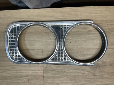 Dodge Coronet 1968 parrilla delantera 500 R/T 440 bisel de faros izquierdo construcción económica 68 Foto 1 de 4