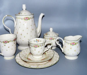 Nikko Tableware Japan Regina Rose Oven Microwave Dishwashersafe Teile zur Wahl - Bild 1 von 11