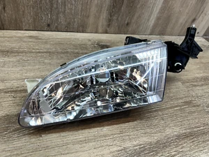 1998-2000 TOYOTA COROLLA LH LEFT SIDE HEADLAMP ASSY OEM - Picture 1 of 10