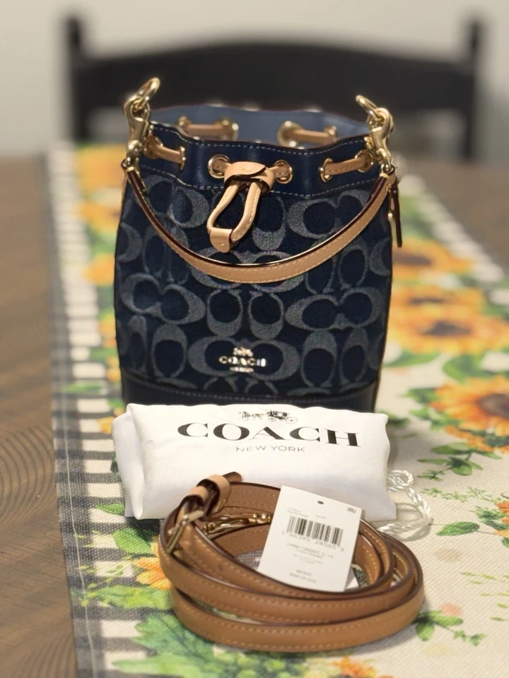 Coach розетка мини ведро сумка джинсовой ткани подпись отличном состоянии - Изображение 1 из 4