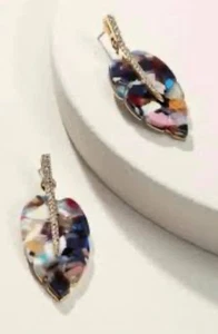 ONLY ONE! Stella and Dot gold pave ESMERELDA statement earrings! - Picture 1 of 3