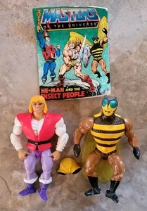(2) Mattel MOTU Origins Prince Adam Figure 2020/1985 Buzz Off Lot W/Comic - Picture 1 of 5