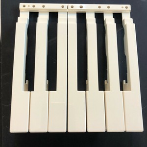 Recambios y accesorios para pianos y teclados | Compra online