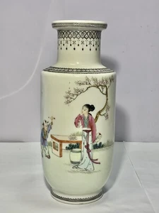 Chinese Republic Famille Rose Rouleau Vase  - Picture 1 of 11