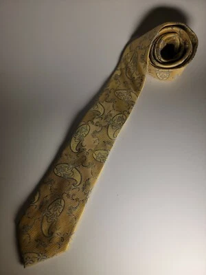 Gravata Saks Fifth Avenue etiqueta preta floral 100% seda - Imagem 1 de 4