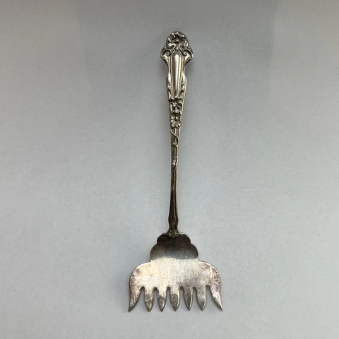 Vtg Antique Blackinton Sterling Silver 1904 DAISY Pattern Sardine Serving Fork Cover