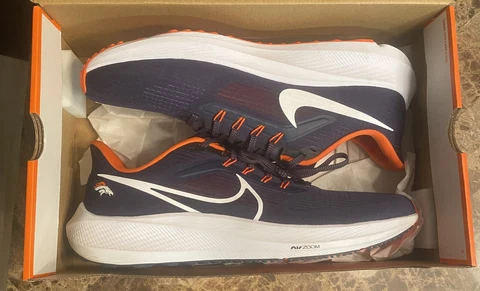 Size 14- Nike Air Zoom Pegasus 39 Blue 2022 Broncos Cover