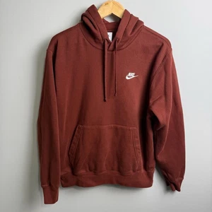 Nike Sportswear Club Fleece Hoodie Herren XL rostbraun Swoosh Spellout Athleisure - Bild 1 von 3