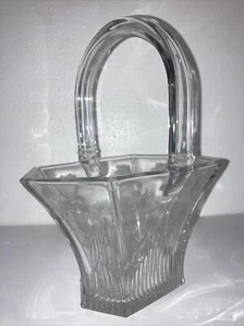 Heisey PICKET 8” Basket (#458) with Unknown Floral Cutting - Picture 1 of 9