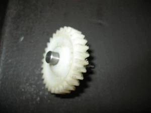 1971 G4TR OIL PUMP DRIVE GEAR + SHAFT KAWASAKI TRAIL BOSS G3 G4 G5 KE KD 80 100 - Picture 1 of 2