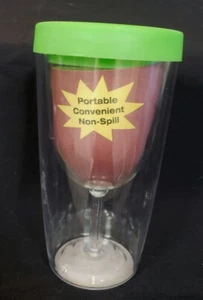Plástico portátil sin derrame Greenbrier International 9 oz. Vaso de vino - Imagen 1 de 9