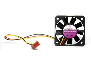 Ventilatore brushless DC Bi-Sonic SP401005M 40x40x10mm 5V 0,18A 5000rpm 5,2cfm 24,5dBA - Foto 1 di 7
