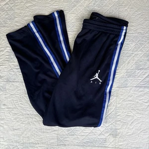 Nike Air Jordan Kids Track Pants Blue Joggers Youth XL (12-13 yrs) Years Zip Hem - Picture 1 of 4