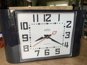 The Metro Diner Style Retro Black Freestanding Or Wall Clock by Newgate 45cm - Picture 1 of 9