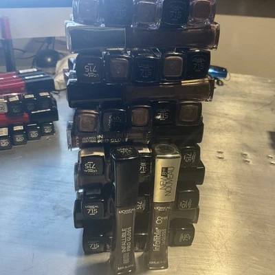 L'Oreal INFALLIBLE PRO Lip Gloss 8 hrs Wear 715 RAISIN 0.21oz 9z - Image 1 of 4