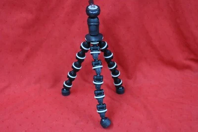Targus TG-GT80G-101 Grypton Pro XL Tripod - Black with gray trim Used #U4 - Image 1 of 2
