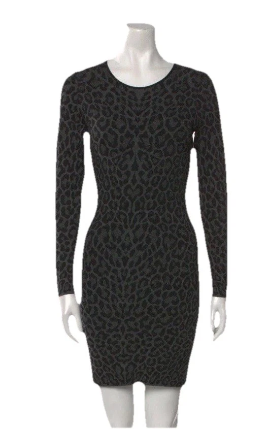 VESTIDO RVN MINI VESTIDO JACQUARD ESTAMPADO LEOPARDO GRÁFICO NEGRO/GRIS, TALLA MEDIANA. Foto 1 de 4