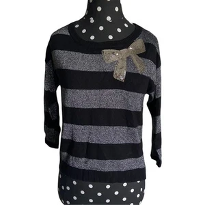 Heart-n-Crush Girls Sweater Size L Silver Black 3/4 Sleeve Sequin Bow NEW - Picture 1 of 3