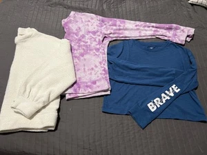 Lots of 3 girls long sleeve tops. XL 14–16 athletic Works, SO, Old navy. - Picture 1 of 7