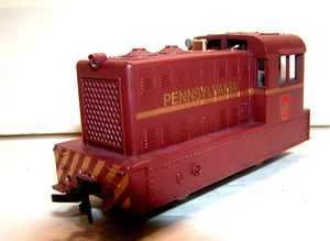 vintage Model Power Train HO Scale powered Pennsylvania 4 wheel RR Switcher - Picture 1 of 6