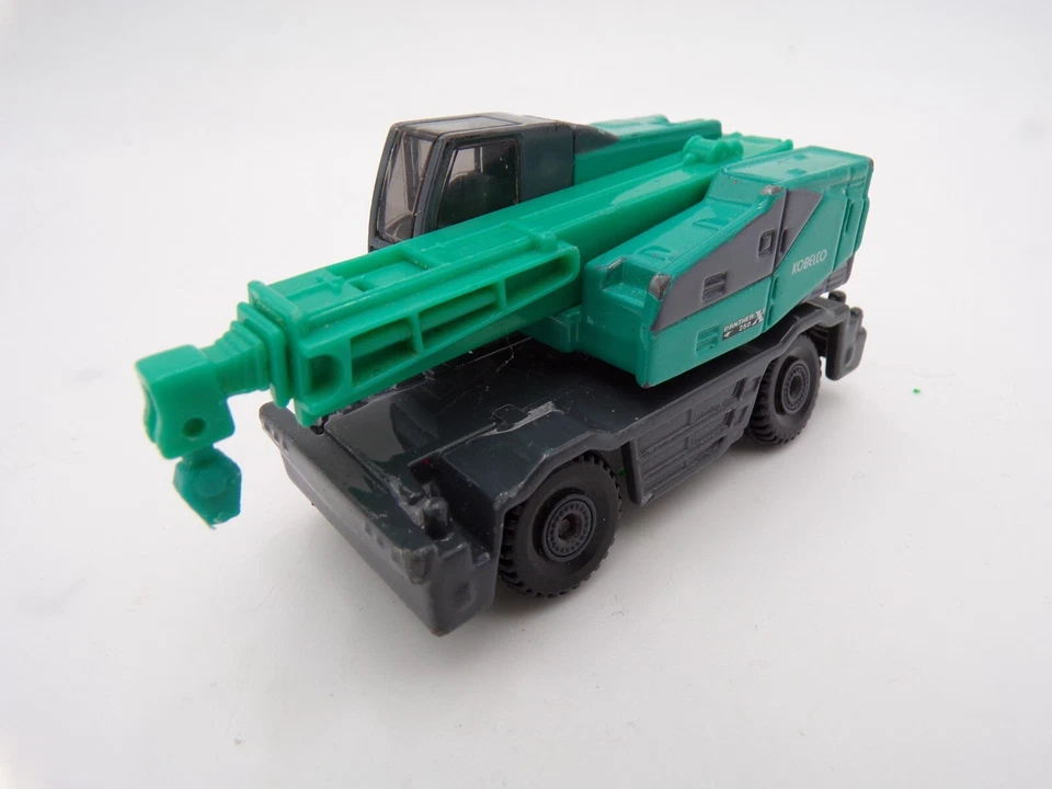 2008 Tomica Japan No. 73 Kobelco Crane Panther X 250 Vehicle 1/116 scale - Image 1 of 4