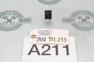 AUDI VOLKSWAGEN BLACK RELAY #404 OEM - Picture 1 of 11