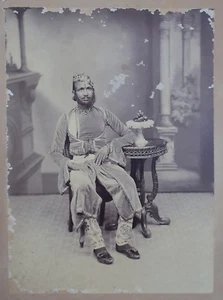 Fotografía vintage NOBLEMAN 6 pulgadas x 8,5 pulgadas - Imagen 1 de 3