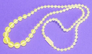 Hübsche hübsche Prinzessin Spiel Halskette gelb Ersatzteil Kunststoff Mädchen - Bild 1 von 1