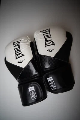 Everlast Adult Protex Boxing Gloves Pair Black/White 12oz - Image 1 of 4