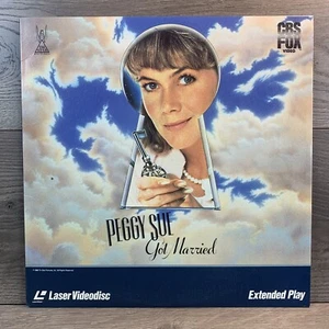 PEGGY SUE GOT MARRIED Laserdisc Kathleen Turner - Picture 1 of 3